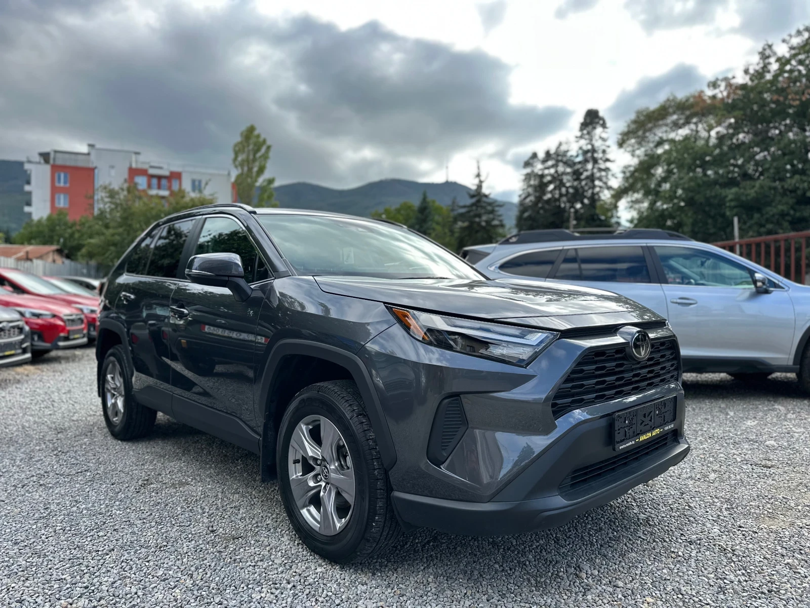 Toyota Rav4 2.5 XLE AWD - изображение 3