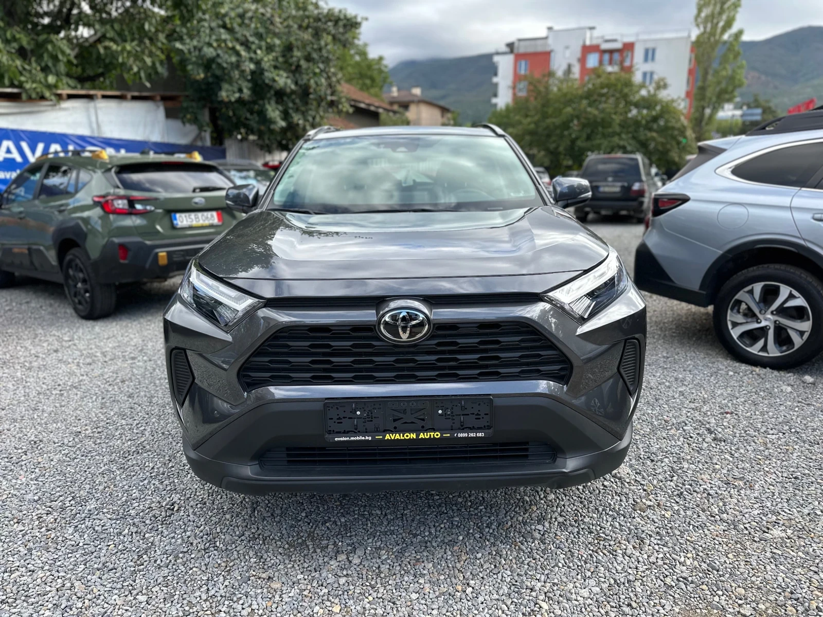 Toyota Rav4 2.5 XLE AWD - изображение 2