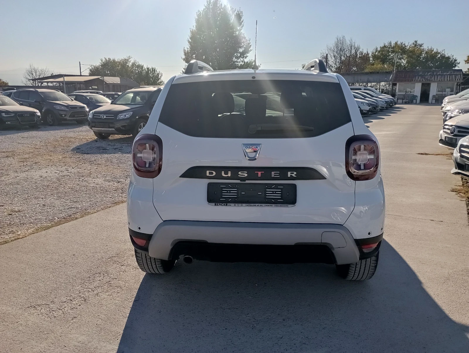 Dacia Duster 1.6, ГАЗ, Италия  - изображение 5