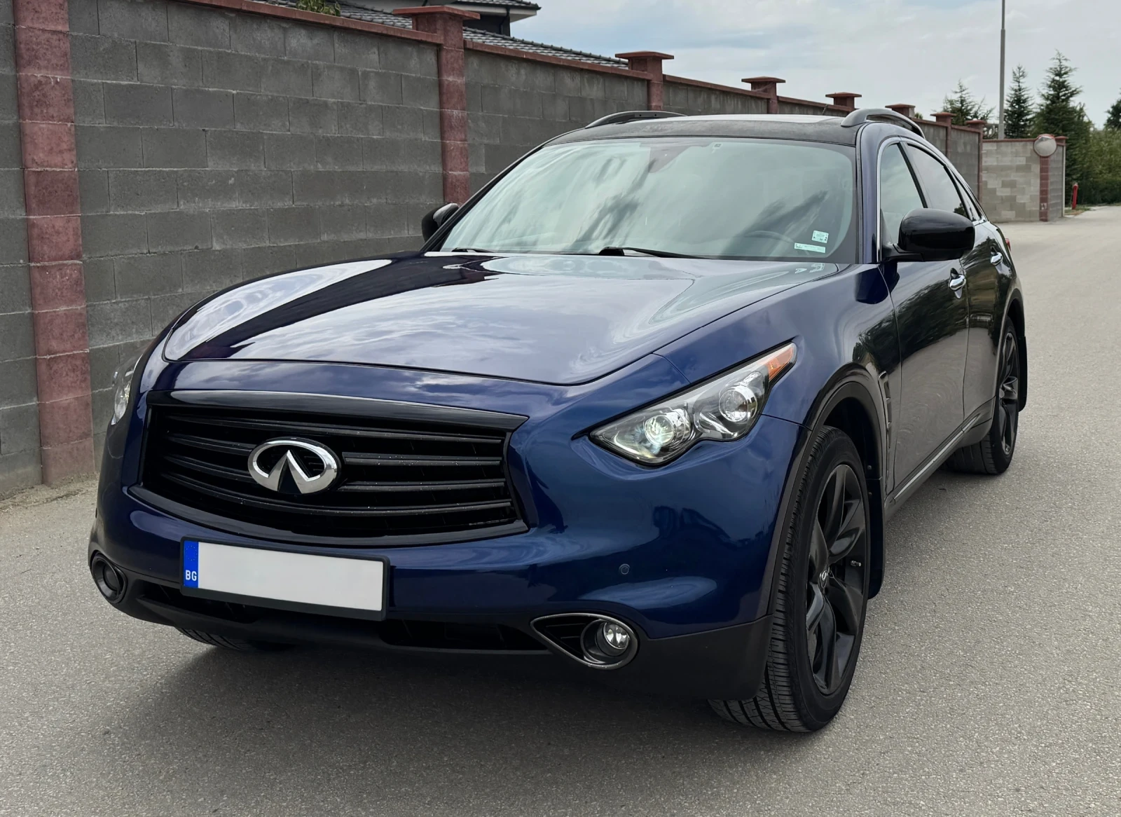 Infiniti QX70 S - изображение 2