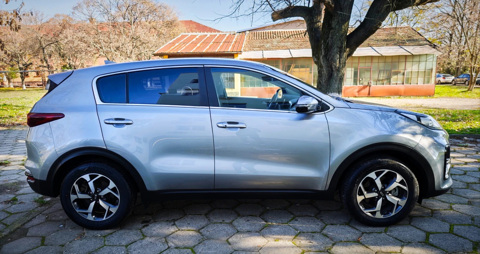 Kia Sportage 1.6 CRDI 4x4 - изображение 3