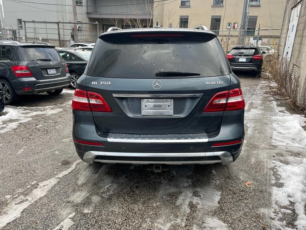 Mercedes-Benz ML 350 * BlueTEC * CARFAX * БЕЗ ПЪРВОНАЧАЛНА ВНОСКА - изображение 4