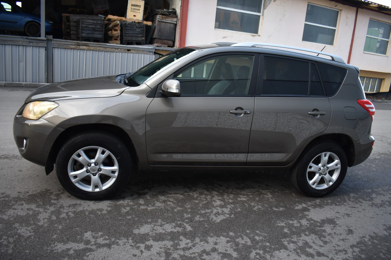 Toyota Rav4 2.2D4D/150kc/FACELIFT/KEYLESS/KOJA/ITALY/TOP! - изображение 6