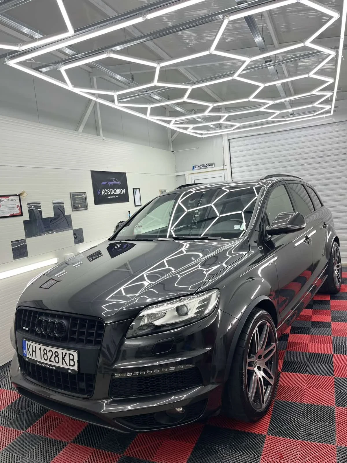 Audi Q7, снимка 15 - Автомобили и джипове - 54491916