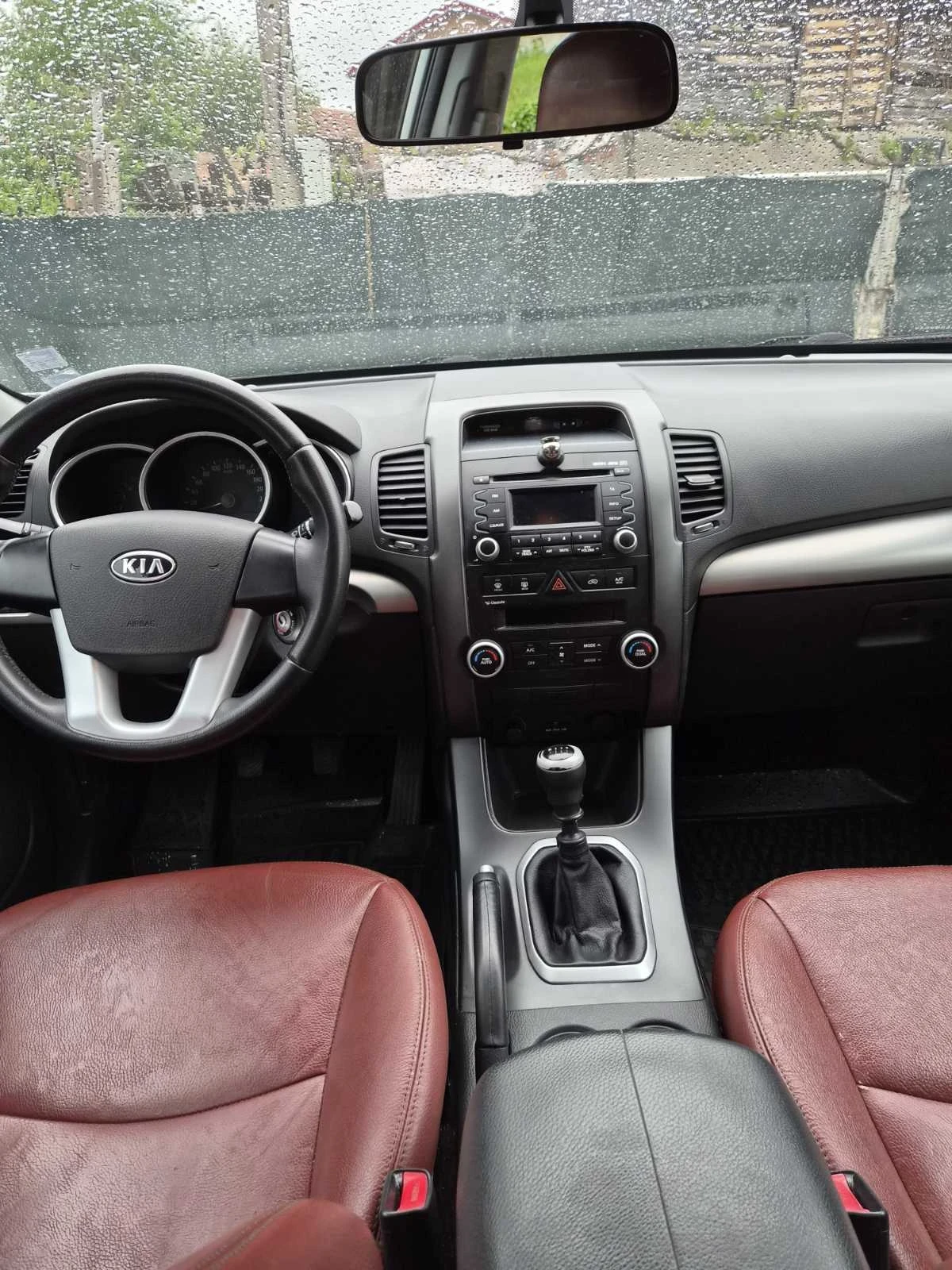 Kia Sorento 2.2CRDI Ръчни 6 предавки 4х4, снимка 9 - Автомобили и джипове - 54611145