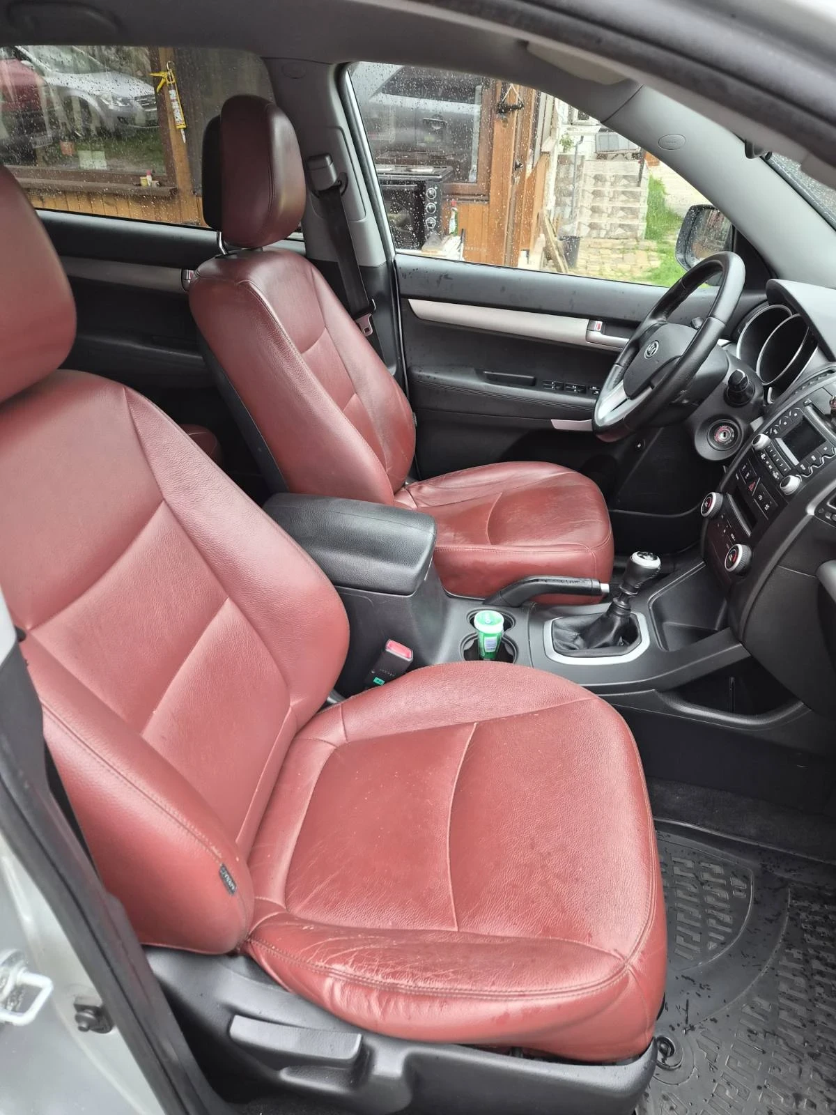 Kia Sorento 2.2CRDI Ръчни 6 предавки 4х4, снимка 13 - Автомобили и джипове - 54611145