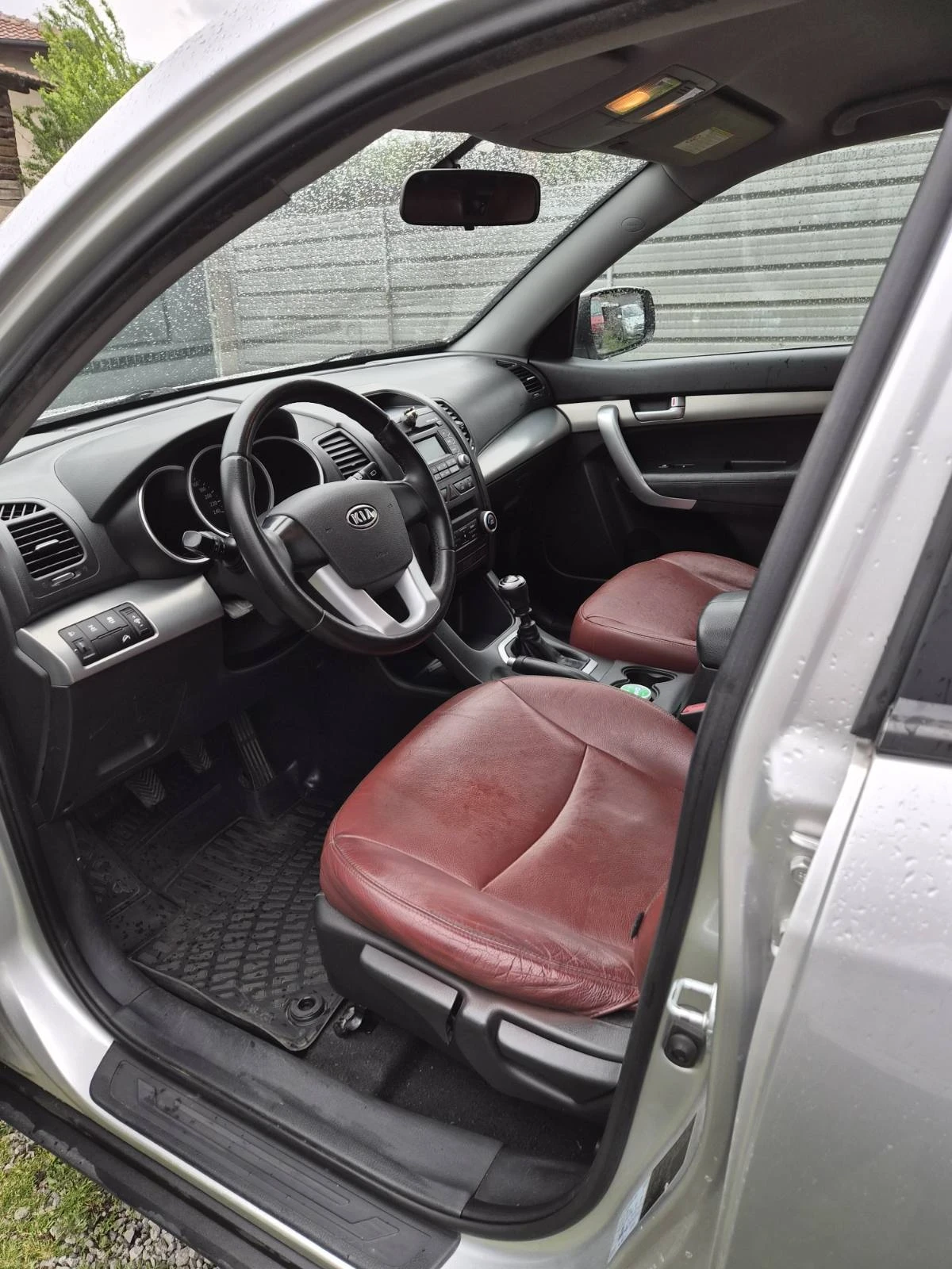 Kia Sorento 2.2CRDI Ръчни 6 предавки 4х4, снимка 10 - Автомобили и джипове - 54611145