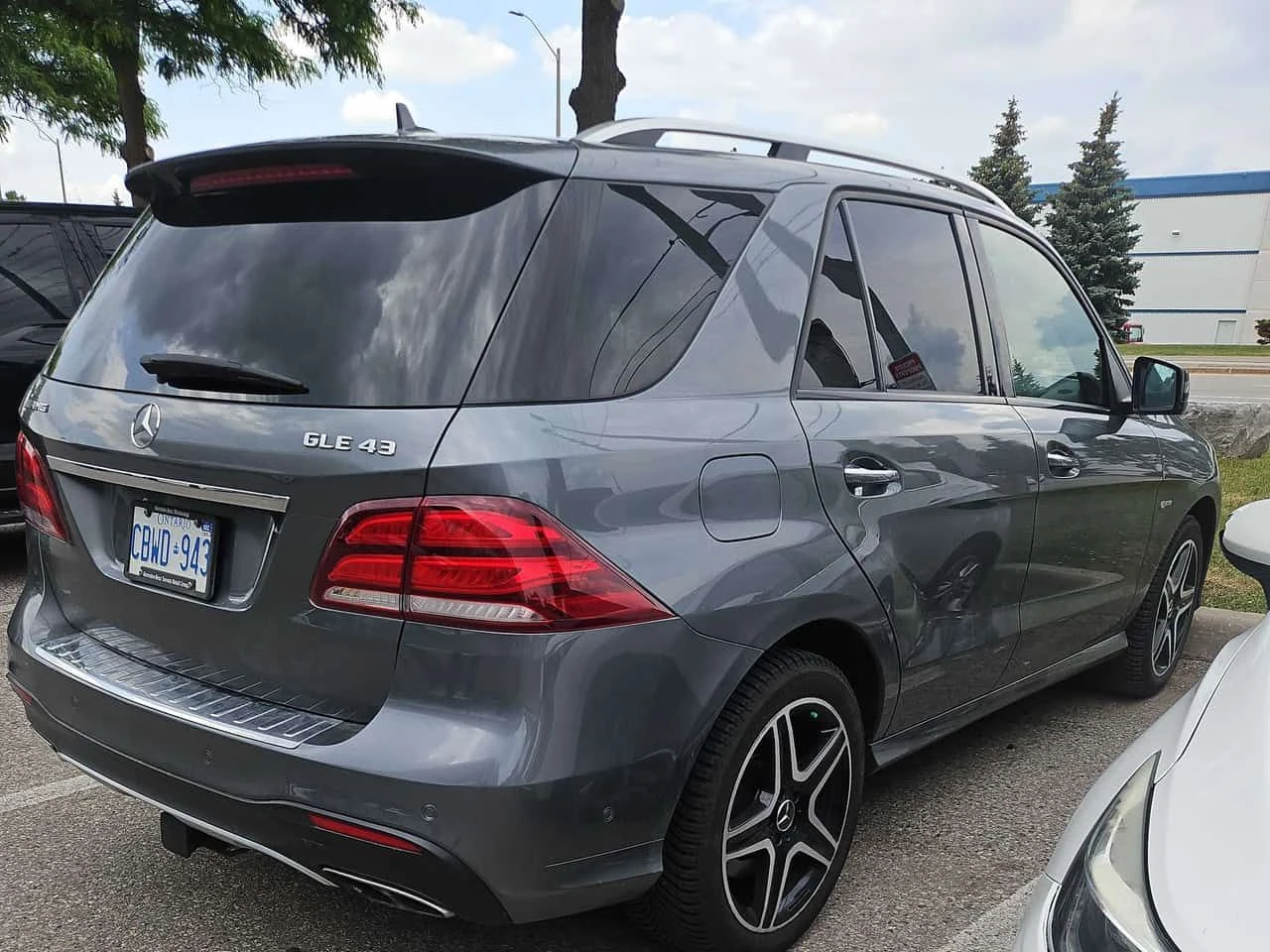Mercedes-Benz GLE 43 AMG * ПРЕДСТАВИТЕЛСТВО * 360 * PANO, снимка 3 - Автомобили и джипове - 54875648