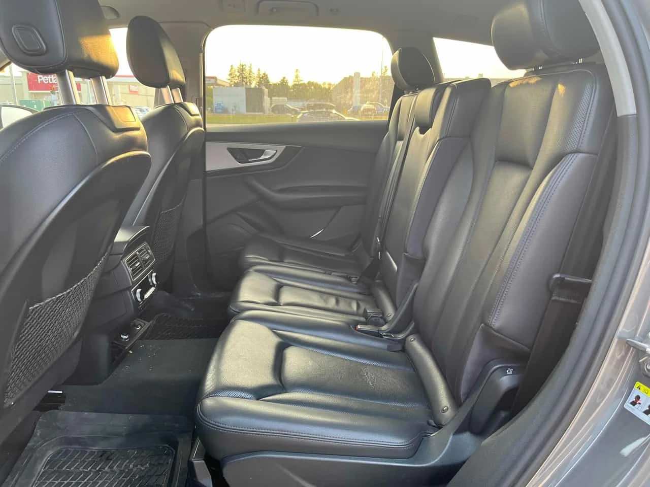 Audi Q7  Progressiv * CARFAX * БЕЗ ПЪРВОНАЧАЛНА ВНОСКА, снимка 10 - Автомобили и джипове - 55735217