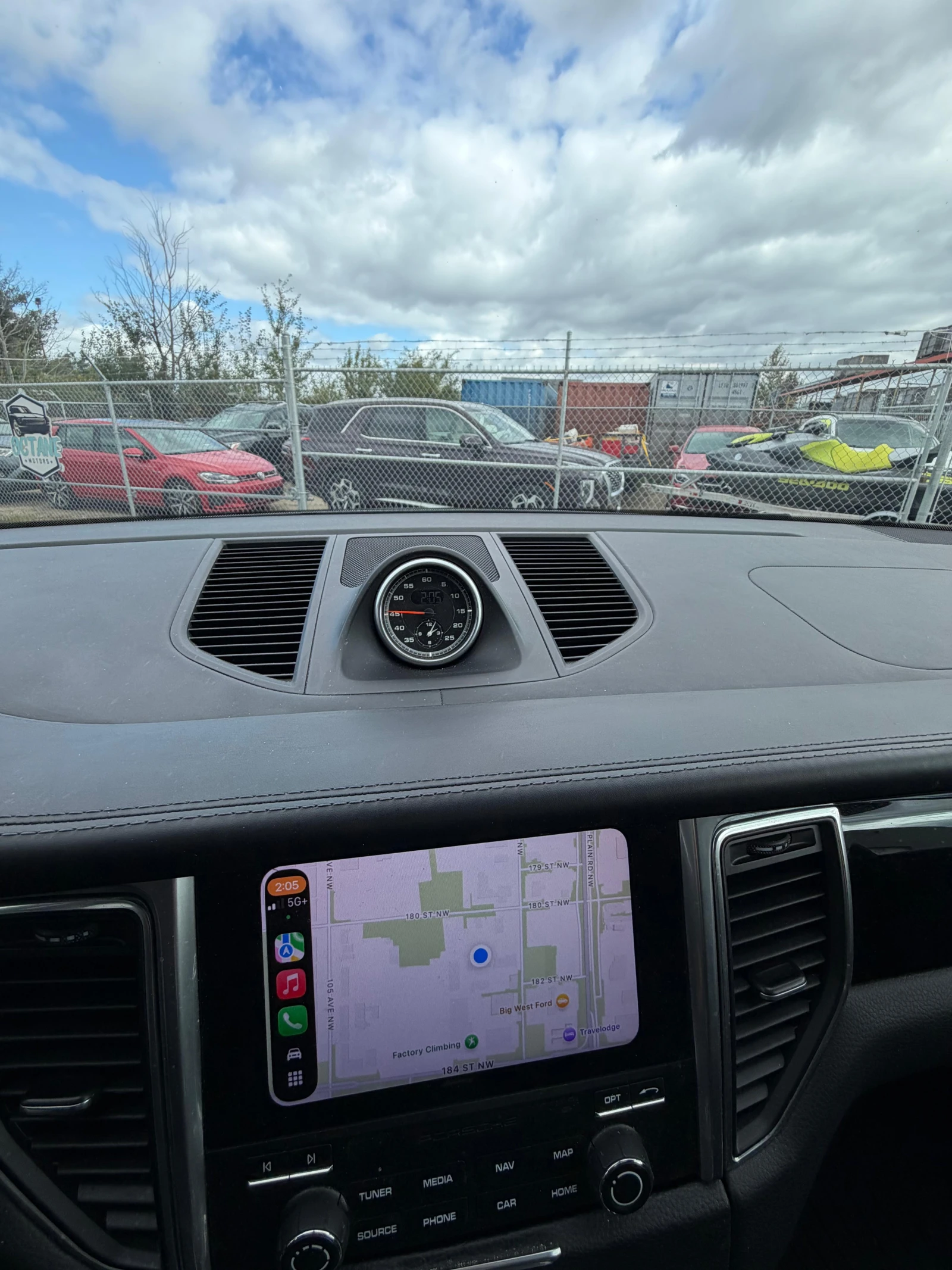 Porsche Macan * Turbo * CARFAX * , снимка 13 - Автомобили и джипове - 56086158