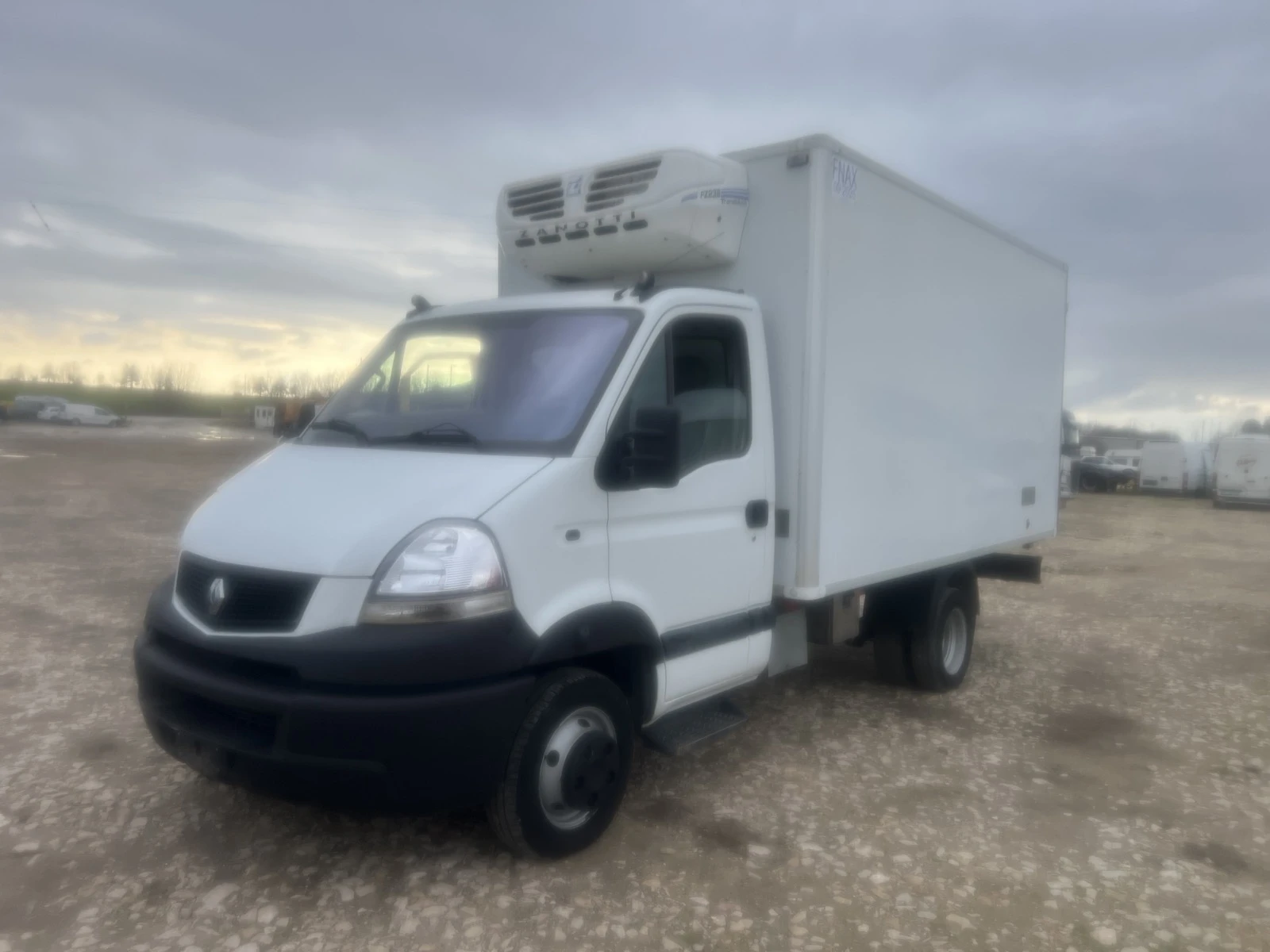 Renault Master Masscot/3.0D/.Климатик/ - изображение 2