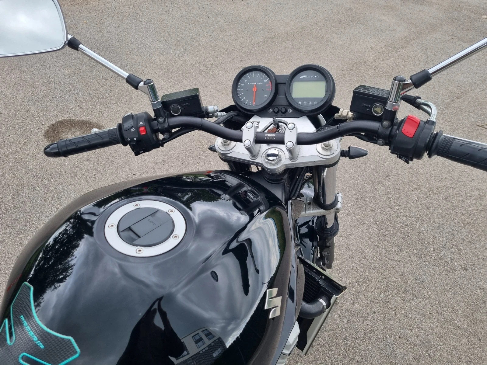 Suzuki Bandit GSF 650, инжекцион, отлично състояние, снимка 5 - Мотоциклети и мототехника - 55012233
