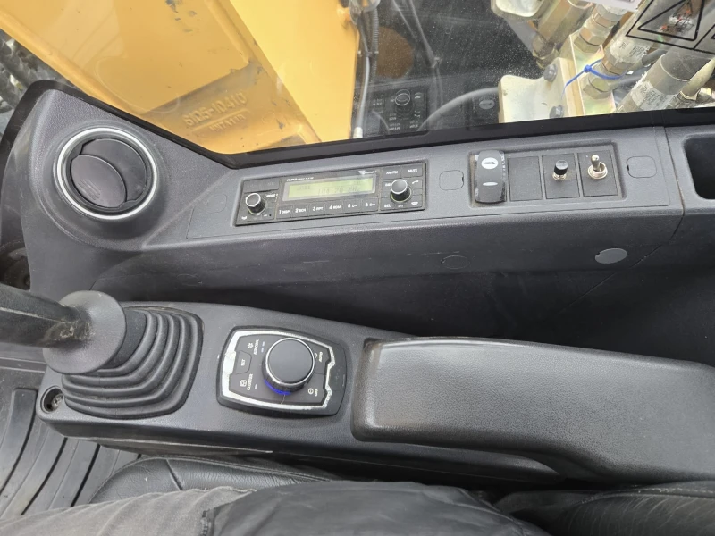 Багер Hyundai HW 160 ЛИЗИНГ, снимка 14 - Индустриална техника - 53341891