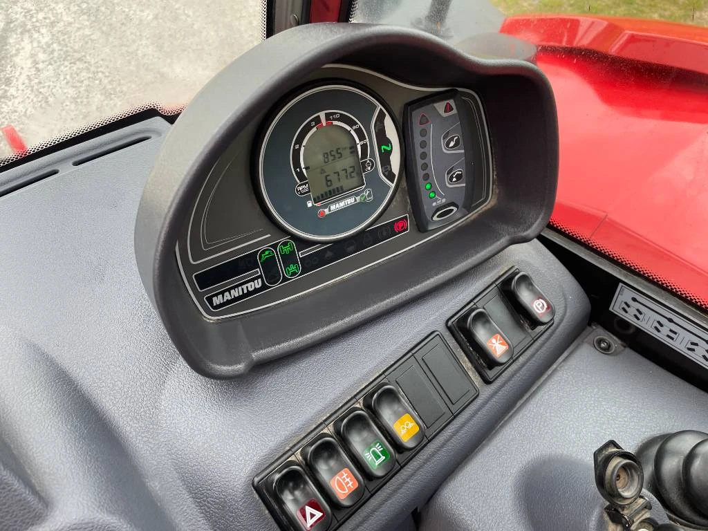 Телескопични товарачи Manitou MT 420 H 4x4 - изображение 9