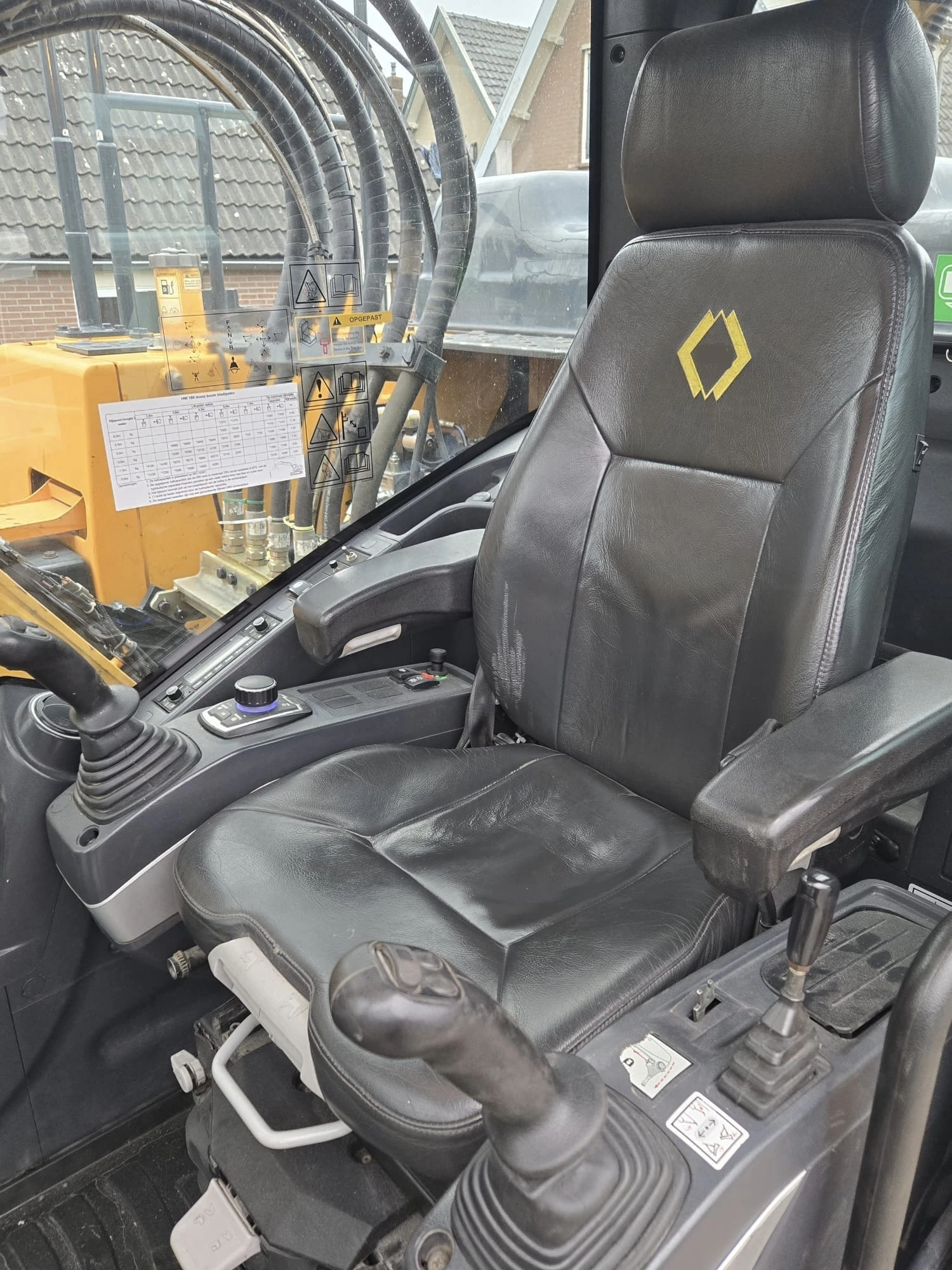 Багер Hyundai HW 160 ЛИЗИНГ - изображение 7