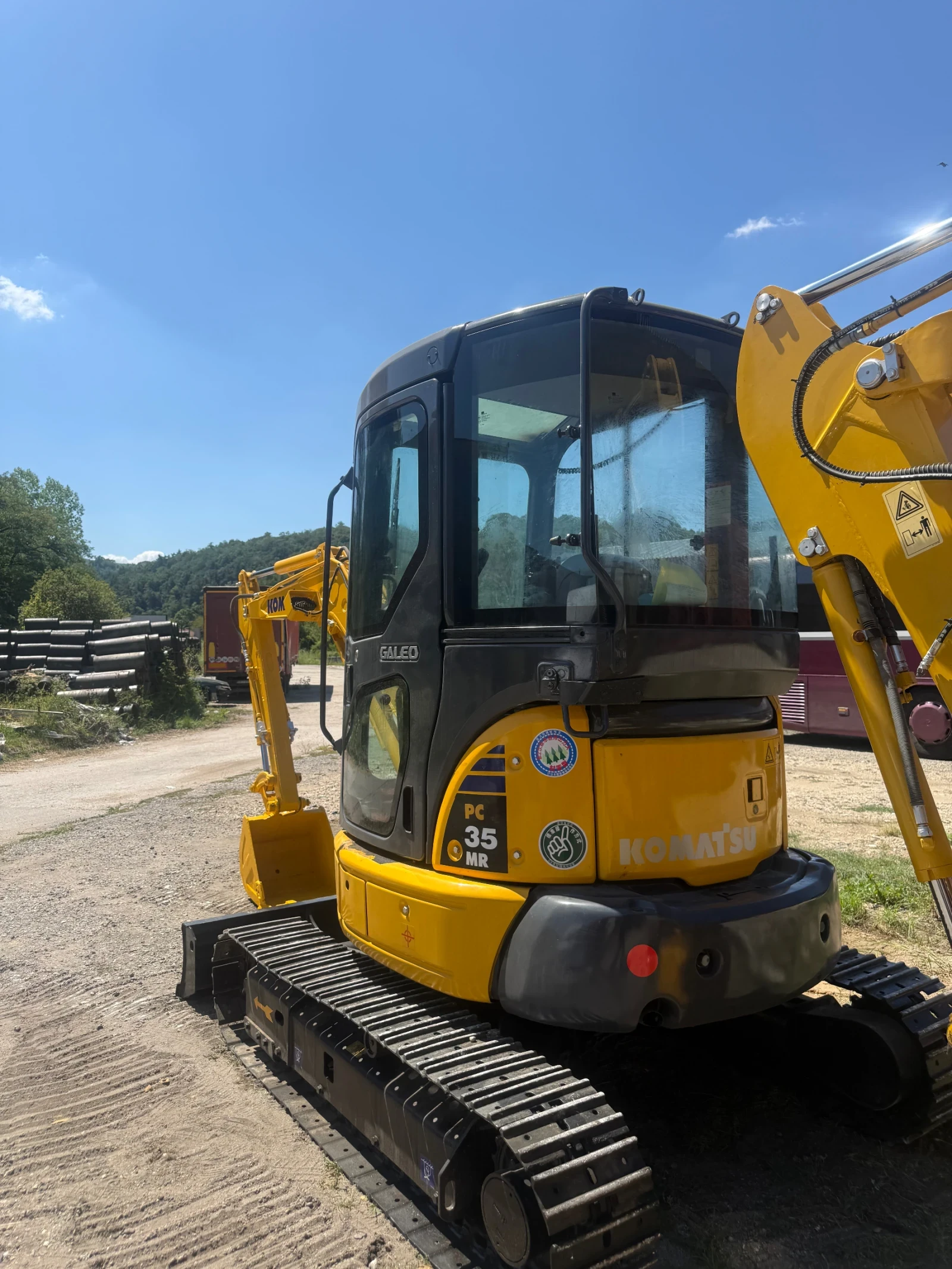 Багер Komatsu PC35, снимка 2 - Индустриална техника - 55549876