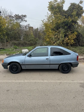 Opel Kadett 1.6, снимка 4