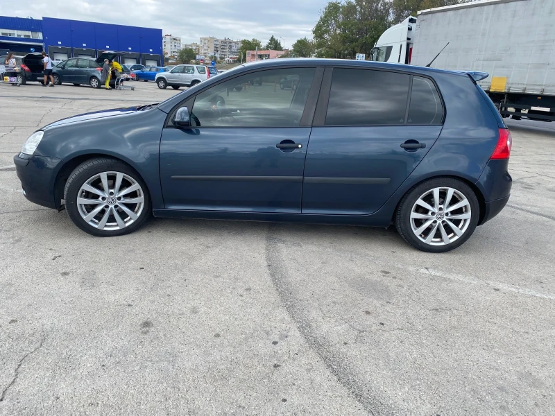 VW Golf 1.6 GAZ 102 к.с., снимка 2 - Автомобили и джипове - 47611207