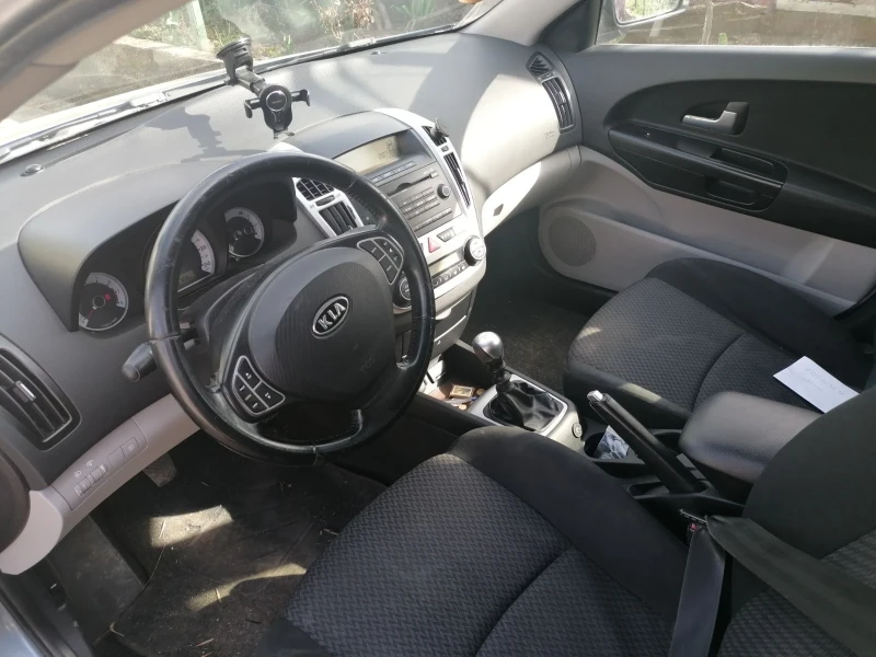 Kia Ceed, снимка 3 - Автомобили и джипове - 49501248