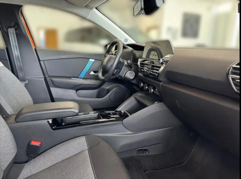 Citroen C4 E-C4 Feel Pack, снимка 2 - Автомобили и джипове - 51404551