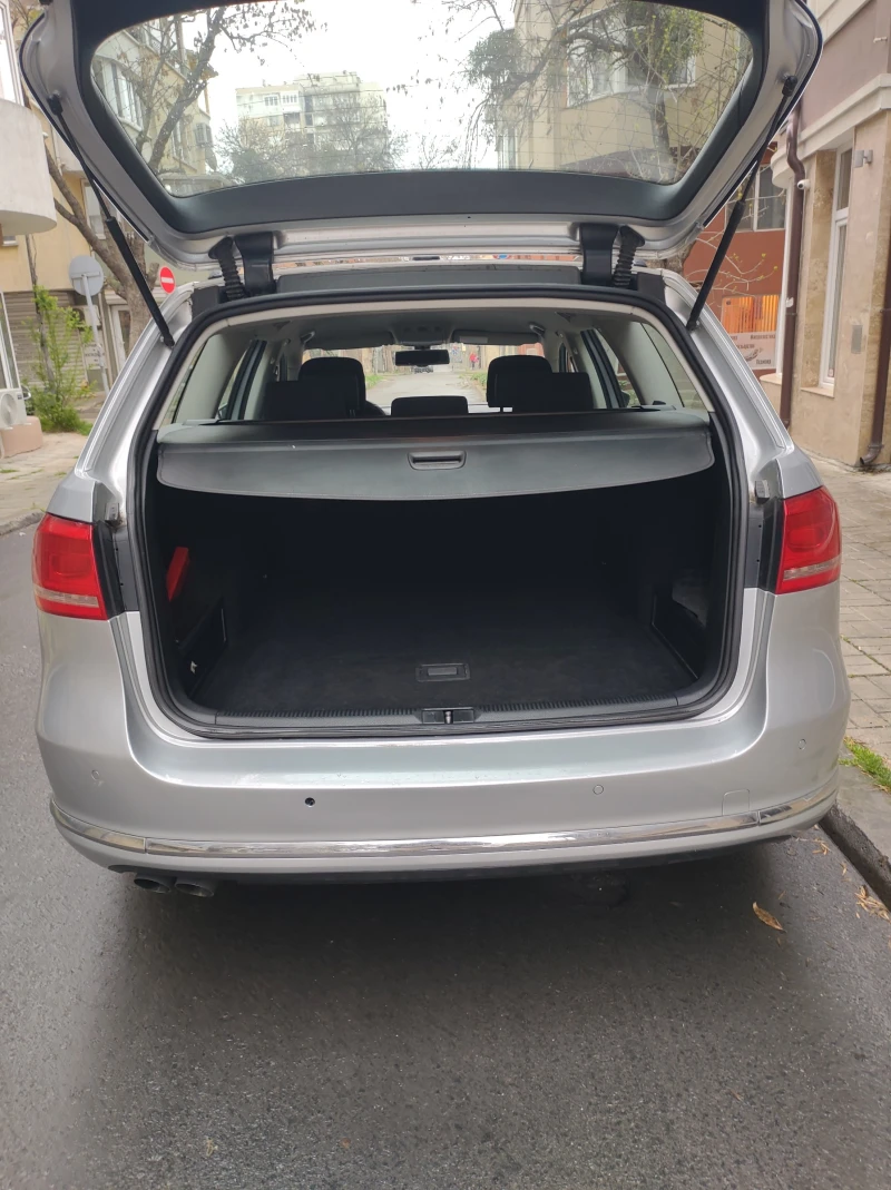VW Passat !ШОК ЦЕНА! * navi * parktronic * dsg * 2.0 tdi, снимка 9 - Автомобили и джипове - 52106060