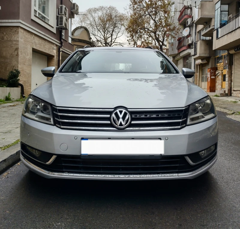 VW Passat !ШОК ЦЕНА! * navi * parktronic * dsg * 2.0 tdi, снимка 2 - Автомобили и джипове - 52106060