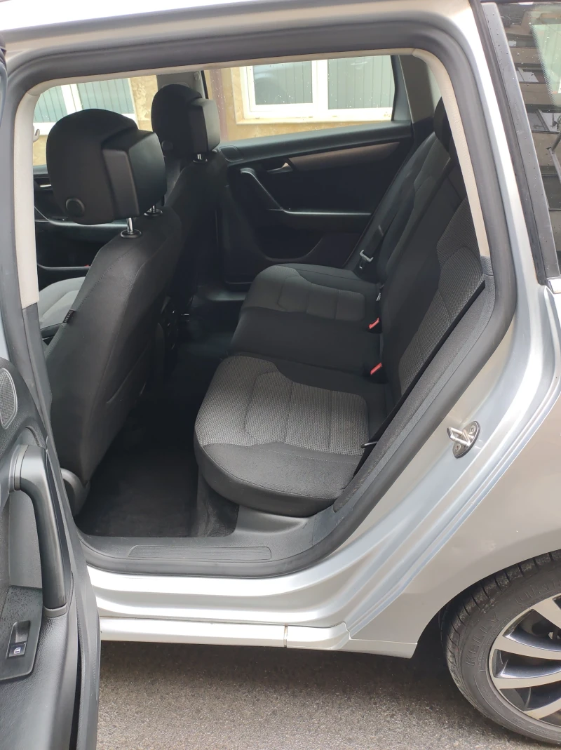VW Passat !ШОК ЦЕНА! * navi * parktronic * dsg * 2.0 tdi, снимка 15 - Автомобили и джипове - 52106060