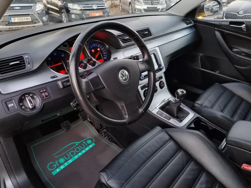 VW Passat 2.0tdi-140к.с/HIGH LINE/НАВИГАЦИЯ/КОЖА/КЛИМАТРОНИК, снимка 9 - Автомобили и джипове - 52215387