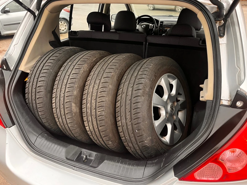 Nissan Tiida 1.8 LAUNJE, снимка 10 - Автомобили и джипове - 52331681