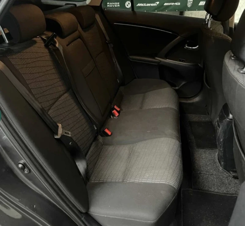 Toyota Avensis 1.8 VVT-i* * 147 kc* * EURO5* * НАВИГАЦИЯ, снимка 14 - Автомобили и джипове - 52827578