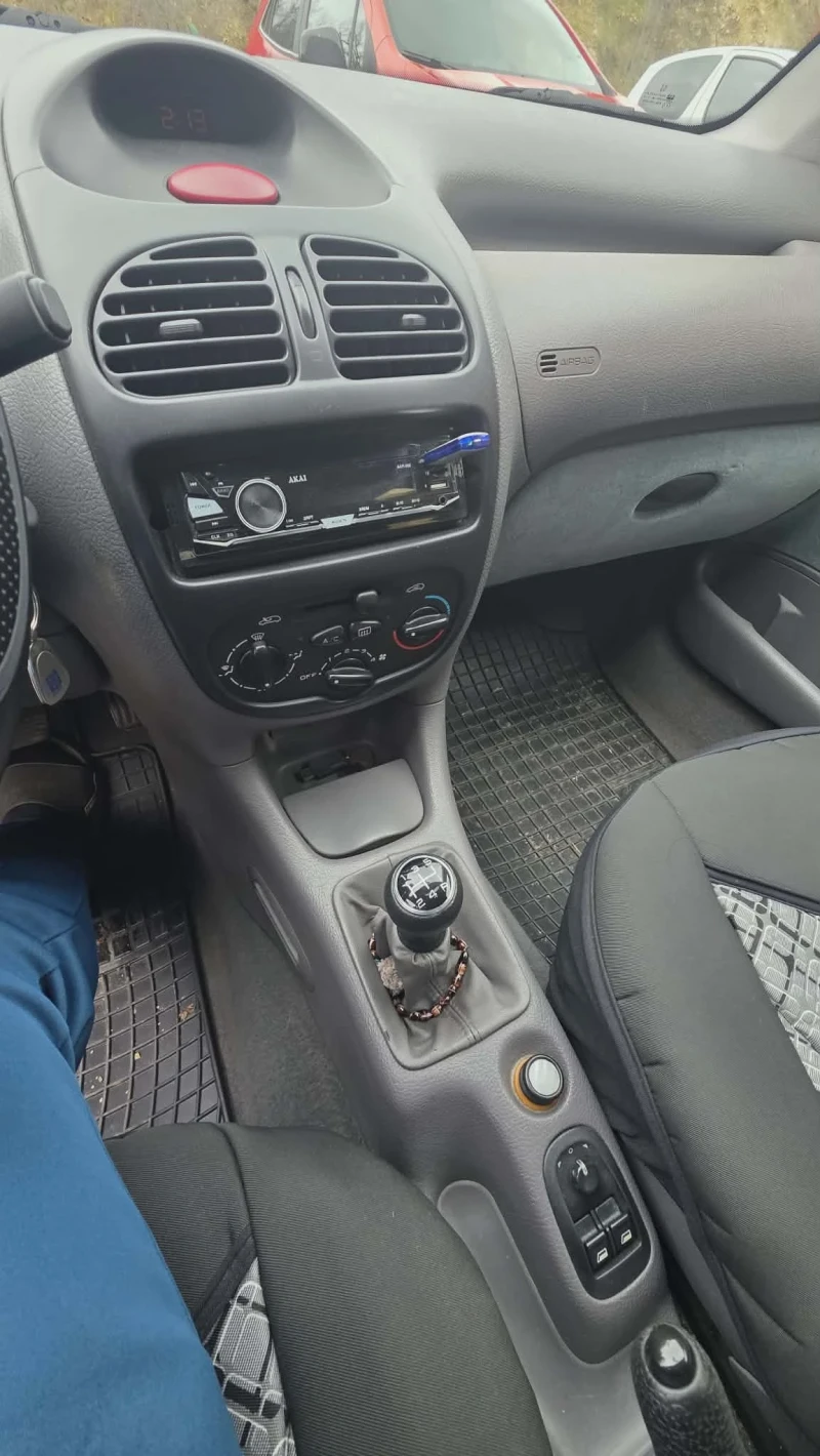 Peugeot 206, снимка 10 - Автомобили и джипове - 53063111