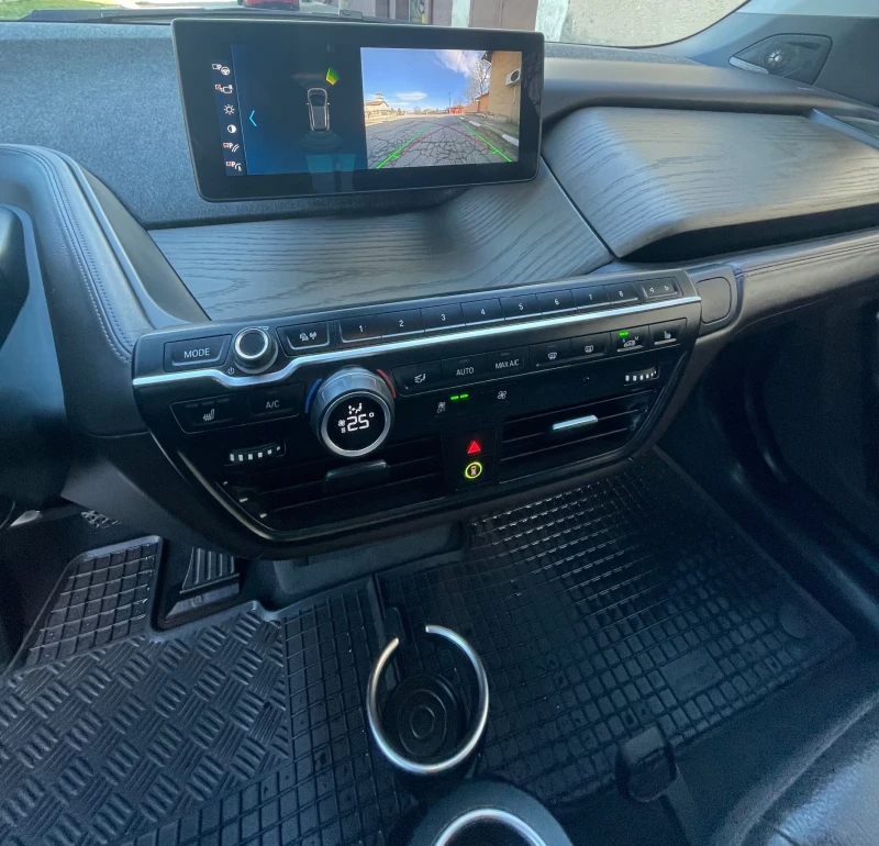 BMW i3 BMW i3 94 AH, снимка 16 - Автомобили и джипове - 53098069