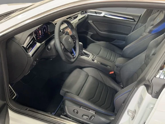 VW Arteon R 2.0 TFSI 4Motion = Panorama = Гаранция - изображение 7