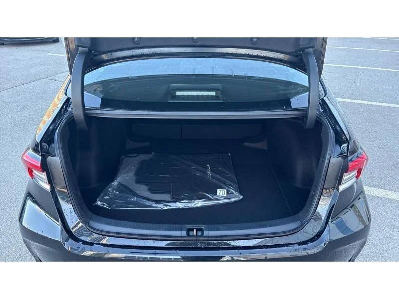 Toyota Corolla SDN 1.5 6MT Executive MY25, снимка 10 - Автомобили и джипове - 53028672