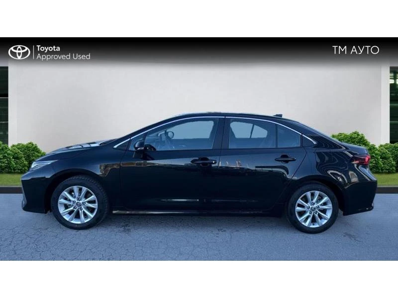Toyota Corolla SDN 1.5 6MT Executive MY25, снимка 3 - Автомобили и джипове - 53028672