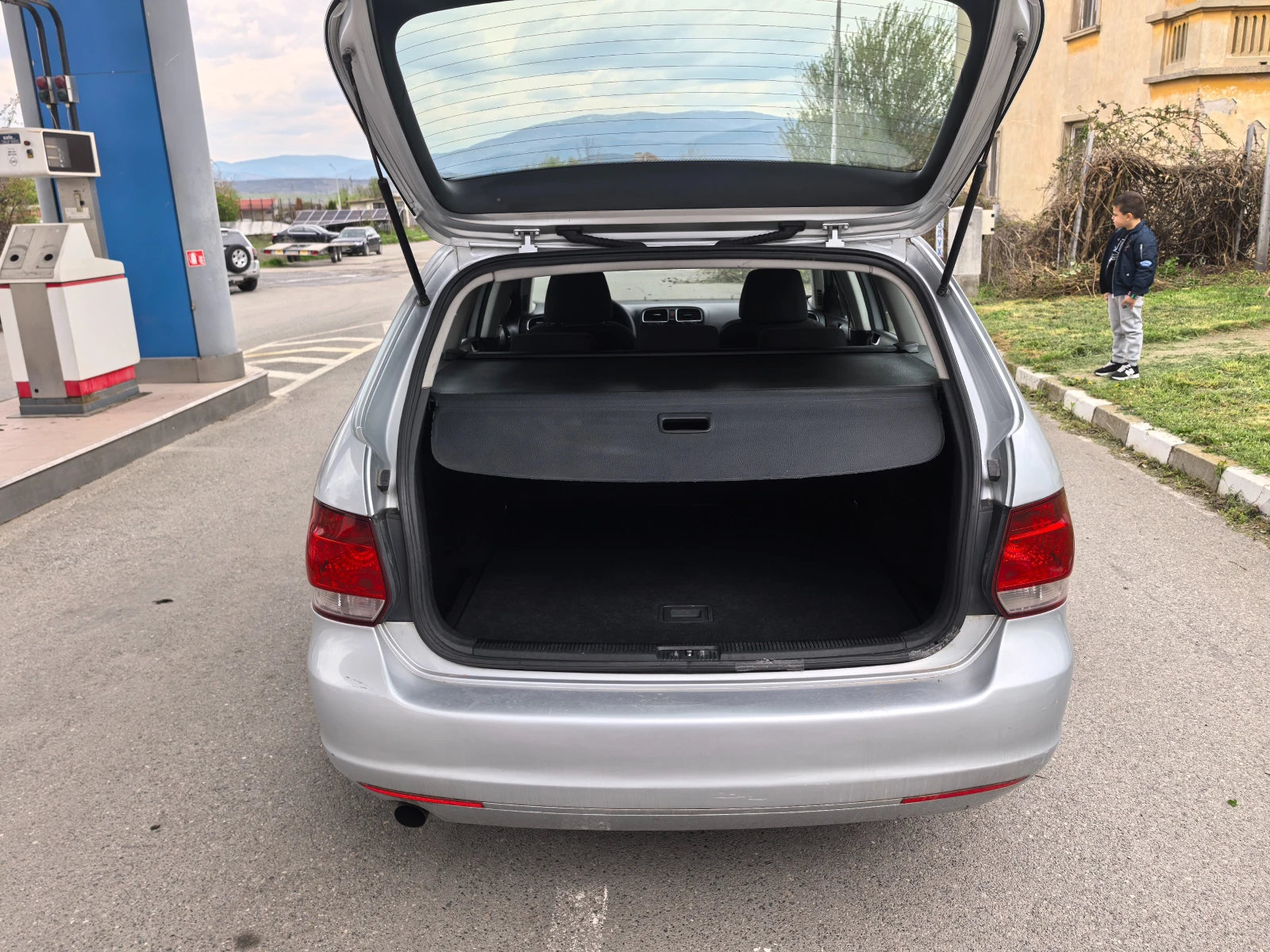 VW Golf 1.6TDI | Mobile.bg — изображение 11
