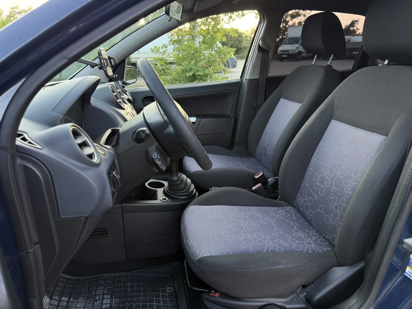 Ford Fiesta 1.4 TDCI - изображение 6