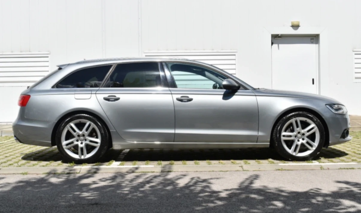 Audi A6 3.0 TDI* Alcantara таван* CarPlay* ВЕРИГИ* Въздух  - изображение 4