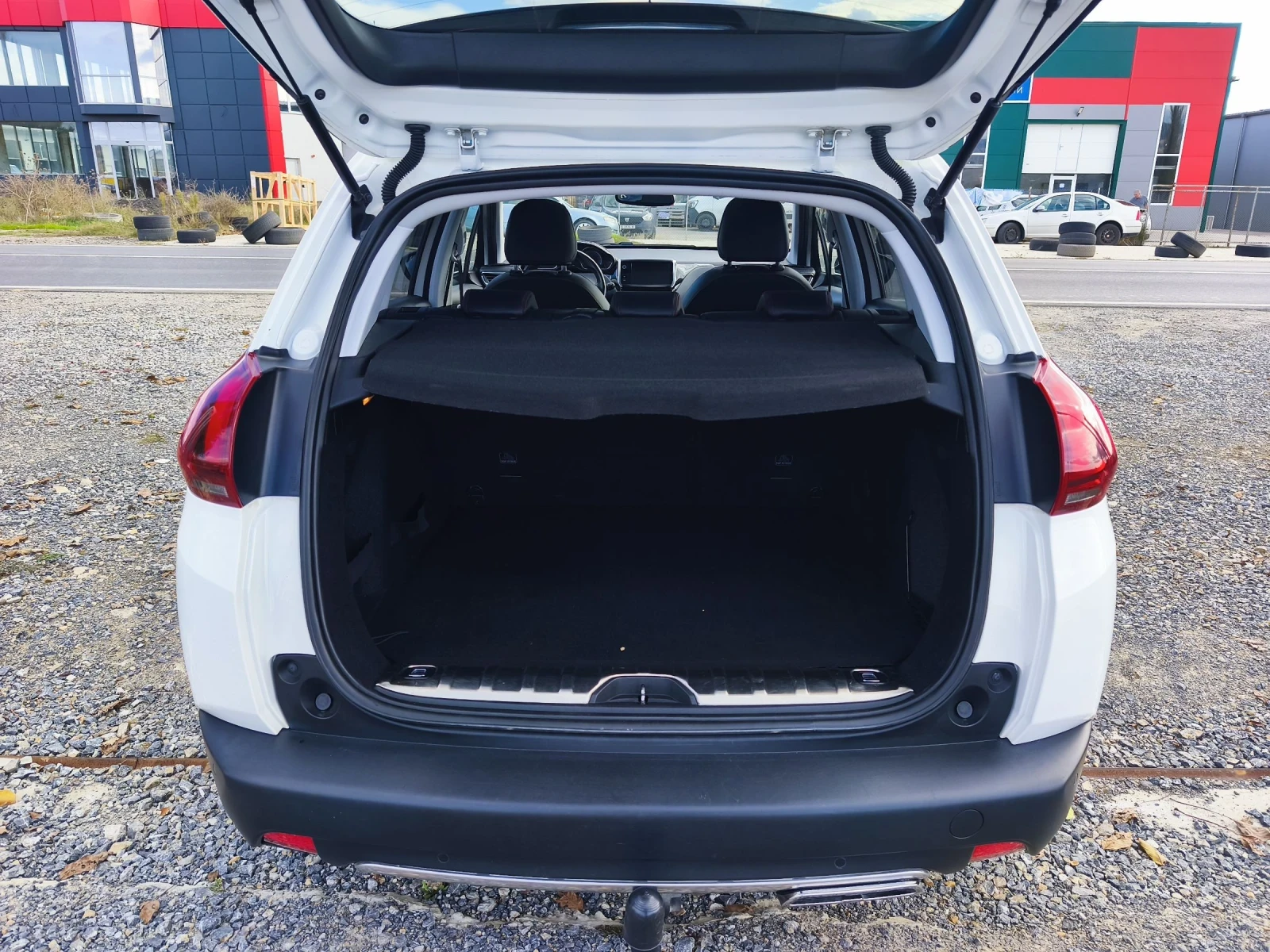 Peugeot 2008 GT-LINE 120HP SIX GEARS  | Mobile.bg   9