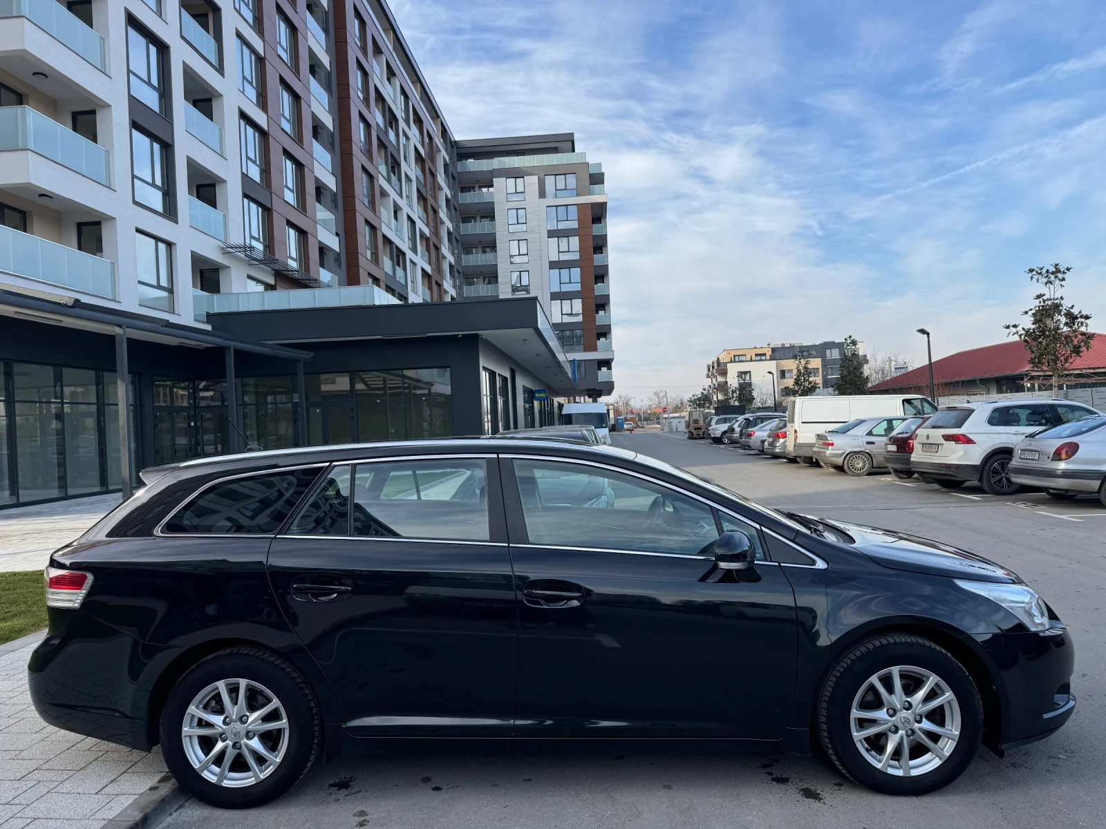 Toyota Avensis 1.8 VVT-i* * 147 kc* * EURO5* * НАВИГАЦИЯ - изображение 5