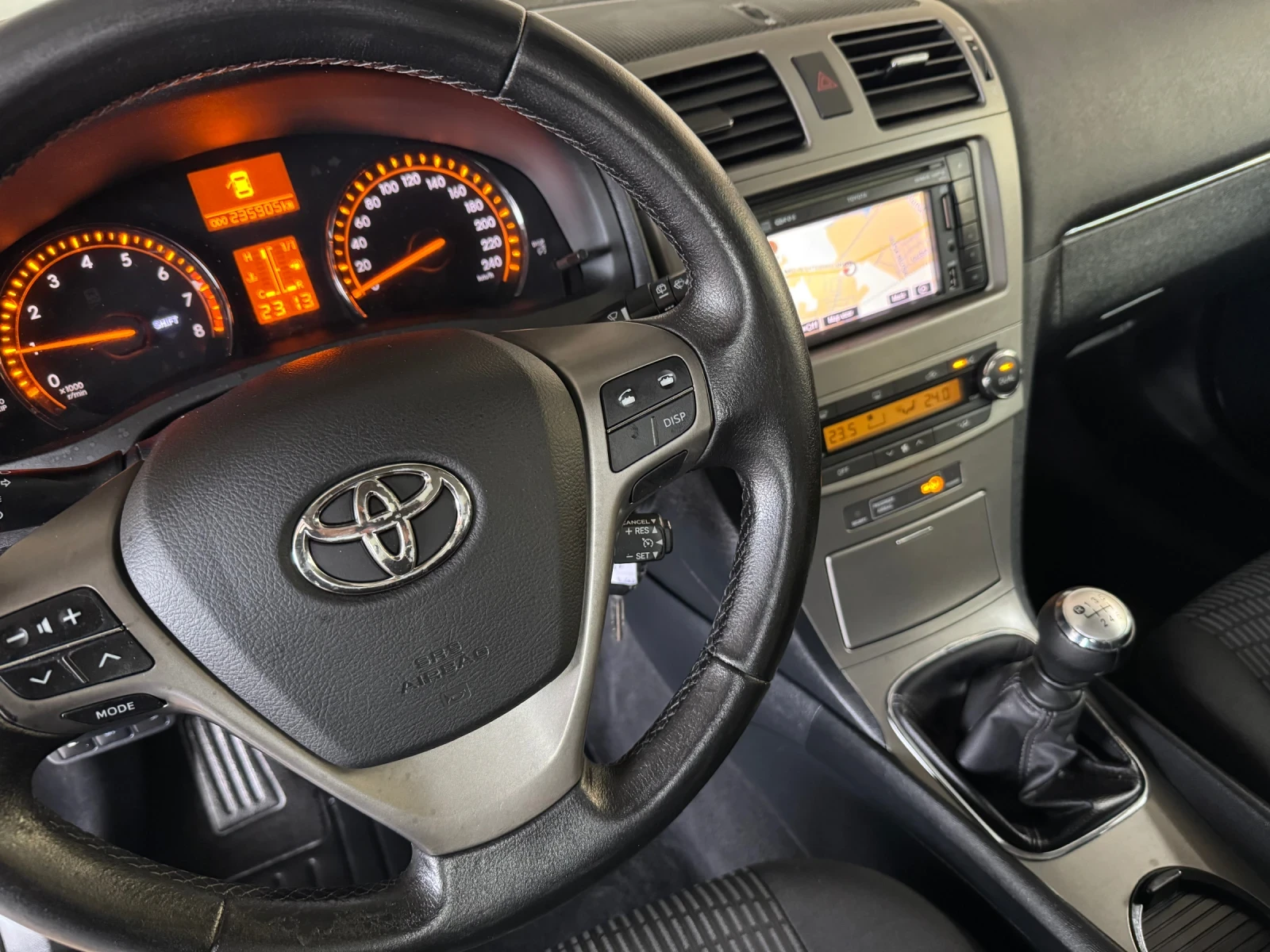 Toyota Avensis 1.8 VVT-i* * 147 kc* * EURO5* * ��������� | Mobile.bg � ����������� 9