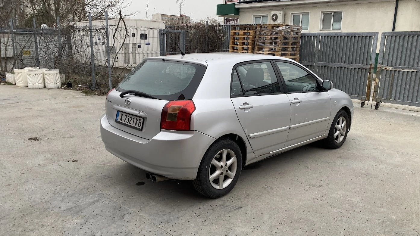 Toyota Corolla 1.4 - изображение 4