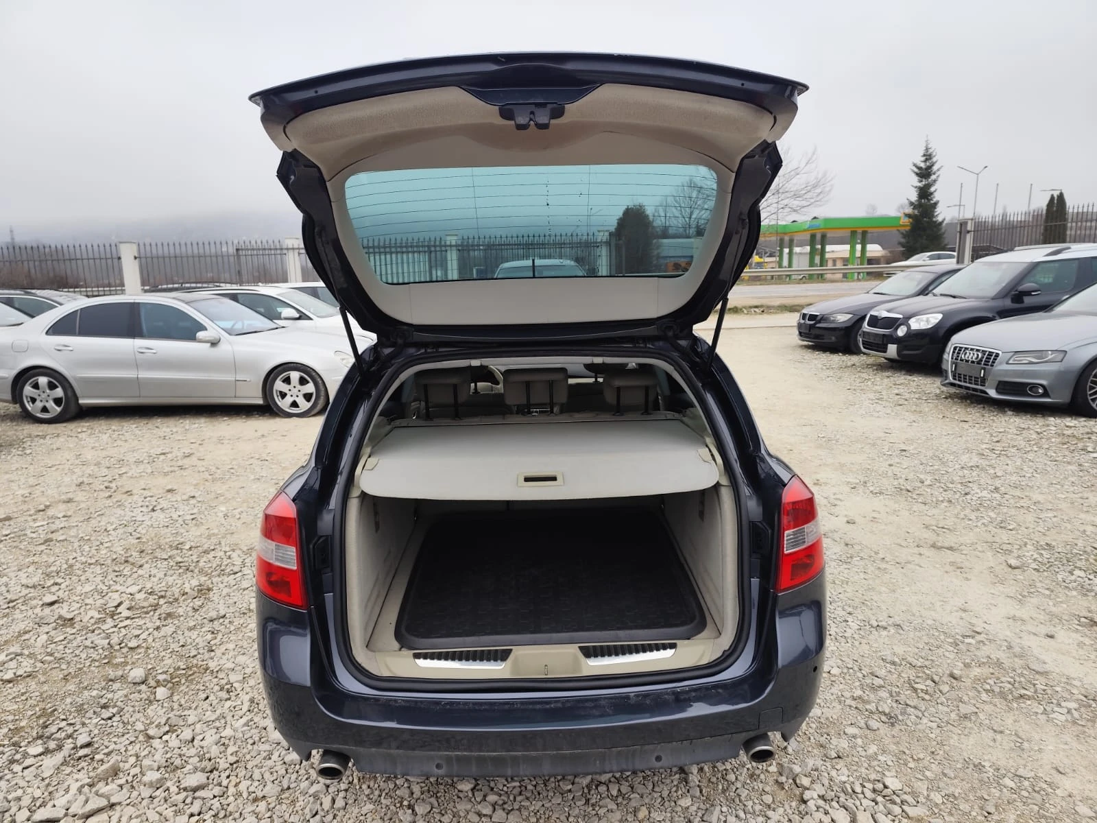 Renault Laguna 2.0 дизел Италия, снимка 7 - Автомобили и джипове - 53725123