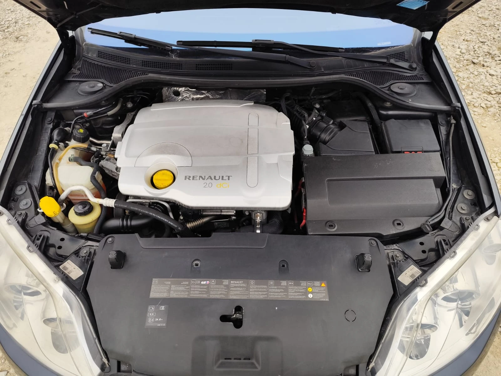 Renault Laguna 2.0 дизел Италия, снимка 16 - Автомобили и джипове - 53725123