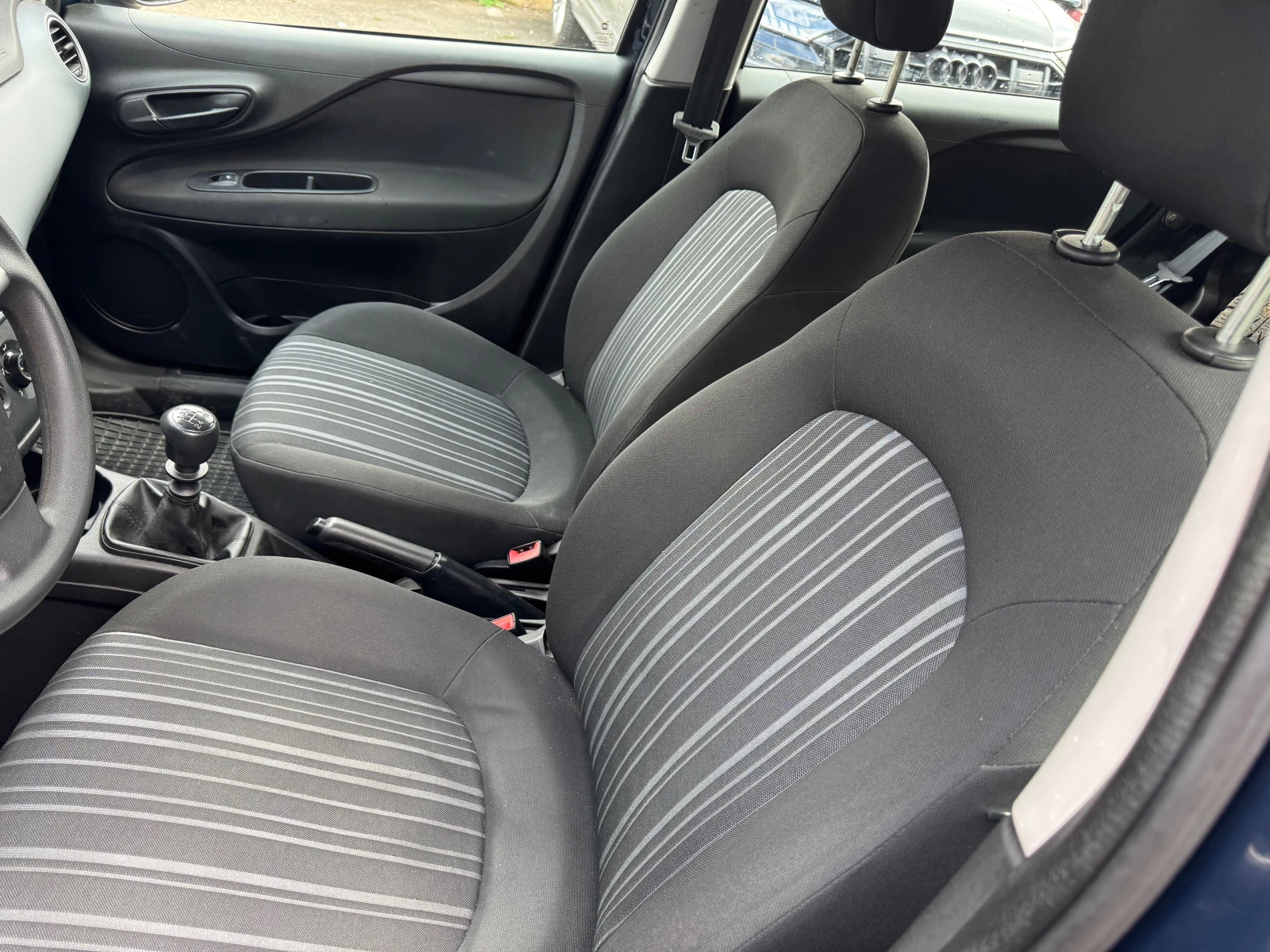 Fiat Punto 1.4i /EVO/, снимка 5 - Автомобили и джипове - 54089792