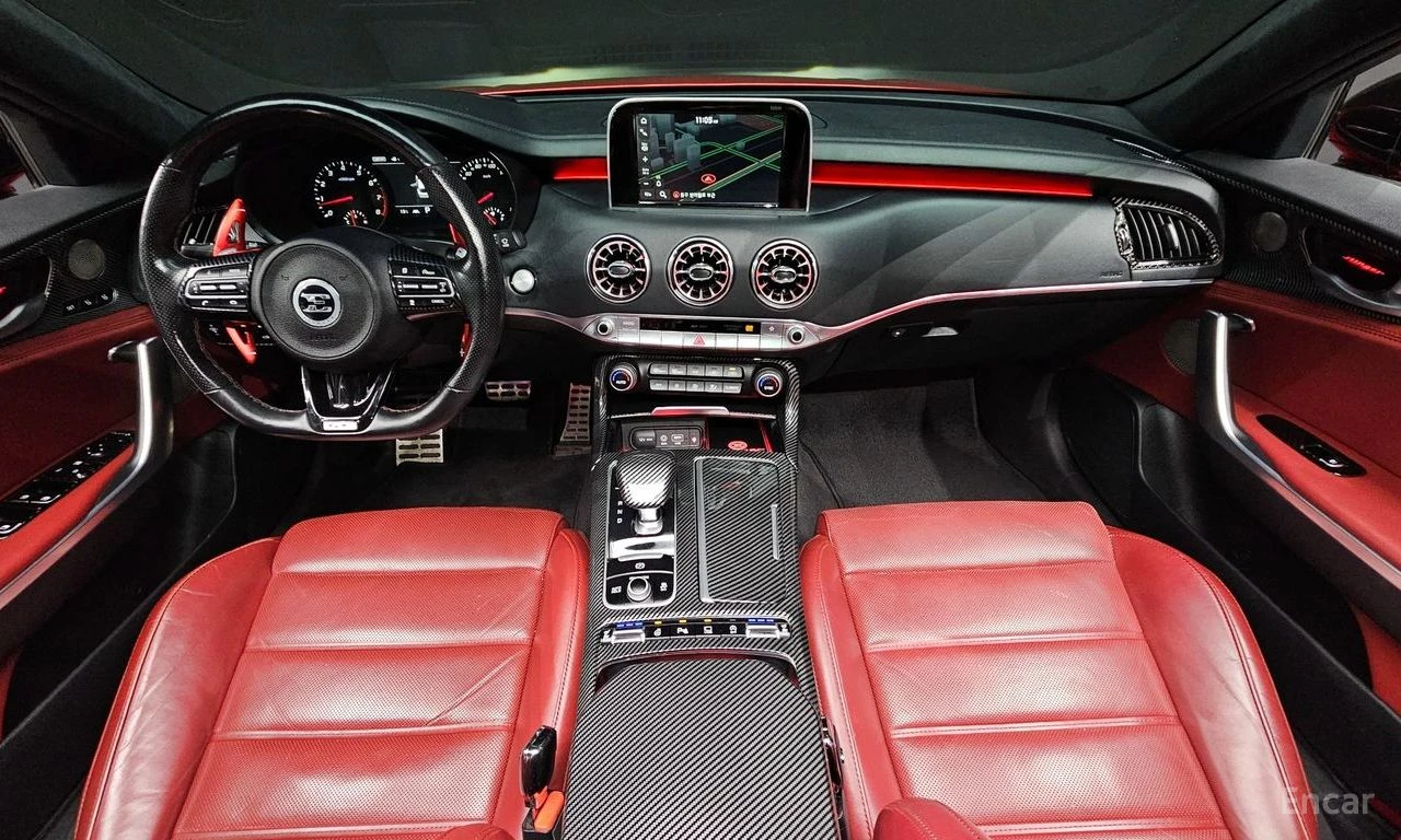 Kia Stinger GT* CARBON* HEAD-UP* ПАНОРАМА* ОБДУХ* 360 КАМЕРИ, снимка 8 - Автомобили и джипове - 54398186