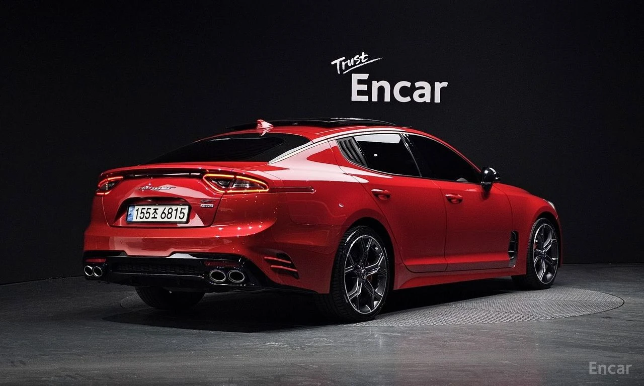 Kia Stinger GT* CARBON* HEAD-UP* ПАНОРАМА* ОБДУХ* 360 КАМЕРИ, снимка 4 - Автомобили и джипове - 54398186