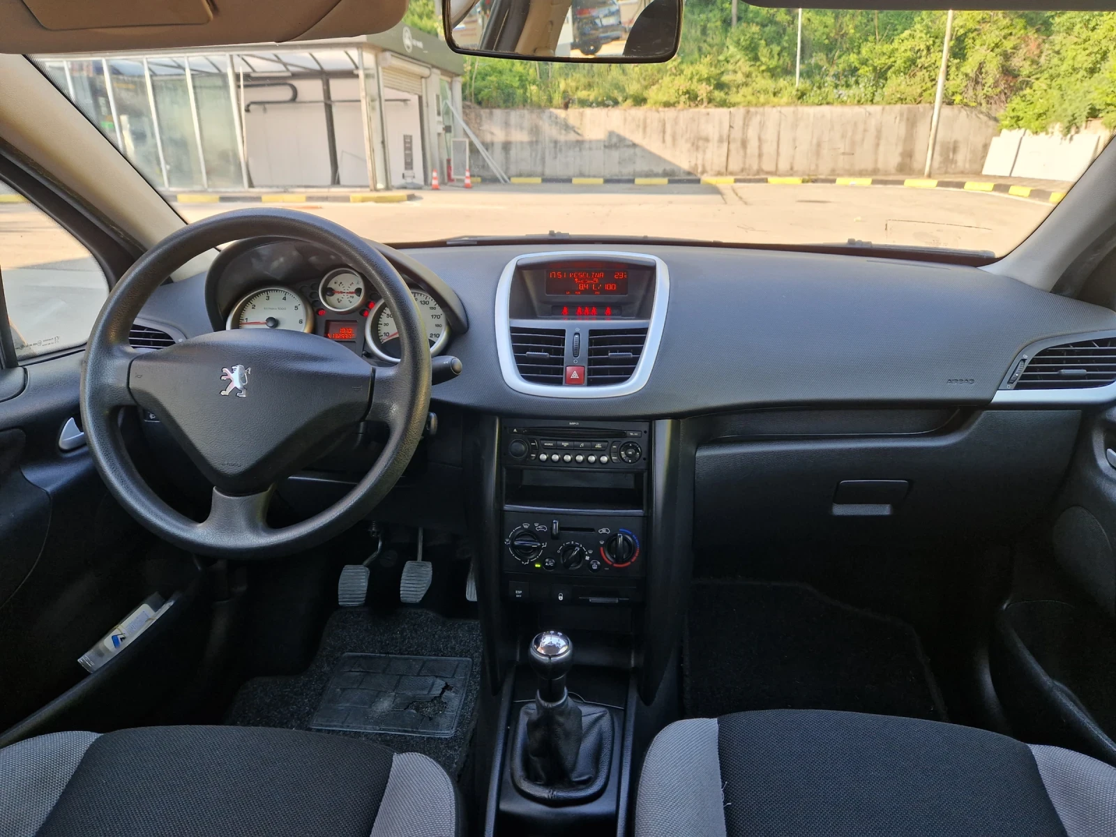 Peugeot 207 1.4i, 75кс, 10г, 132х.км.gaz.inj.BRC, снимка 11 - Автомобили и джипове - 54429398