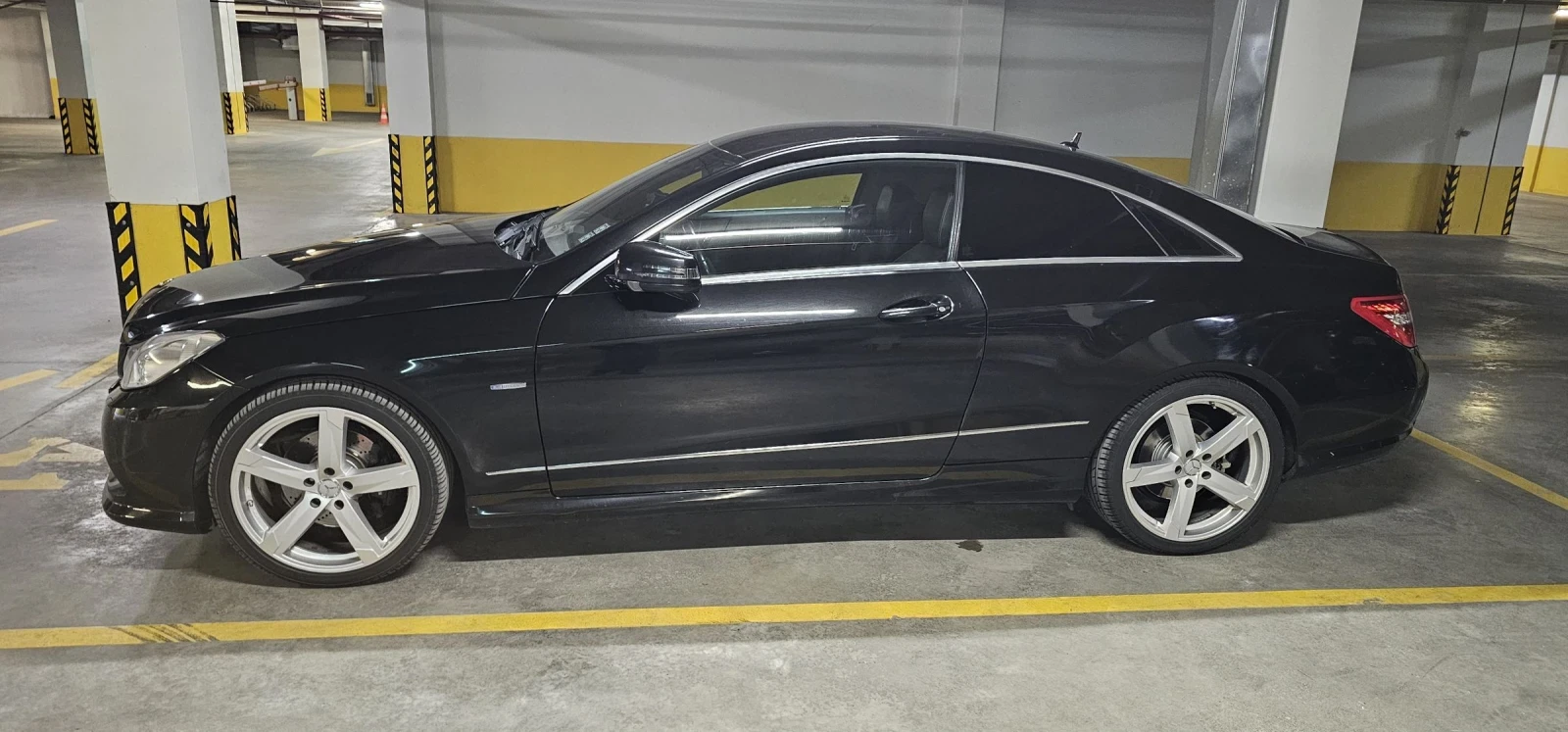 Mercedes-Benz E 350, снимка 3 - Автомобили и джипове - 54572573