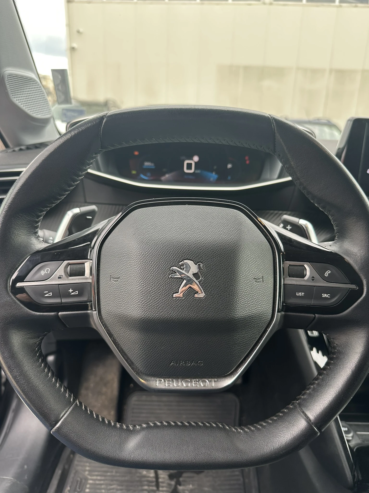 Peugeot 208 Allure Plus, снимка 11 - Автомобили и джипове - 54588392